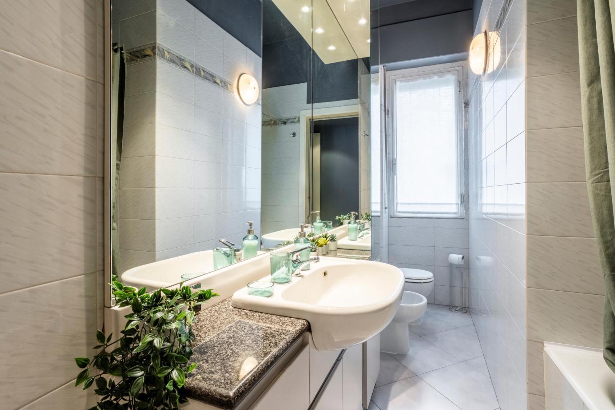 Milano City - 10 Minutes To Duomo And Train Station Ngoại thất bức ảnh
