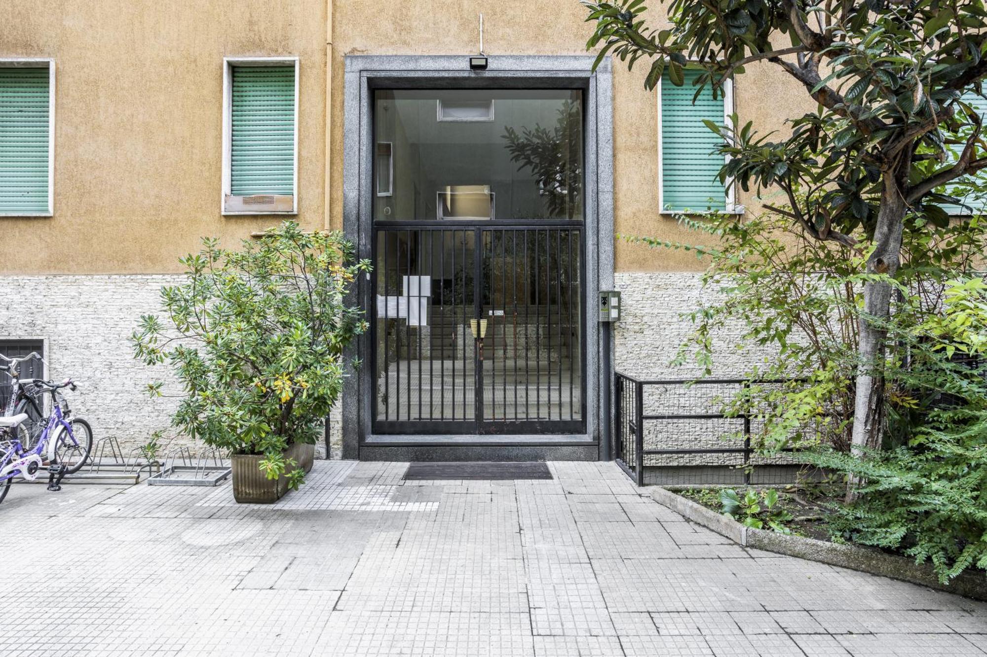Milano City - 10 Minutes To Duomo And Train Station Ngoại thất bức ảnh